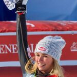 Mikaela Shiffrin wins record-tying 6th WC skiing title