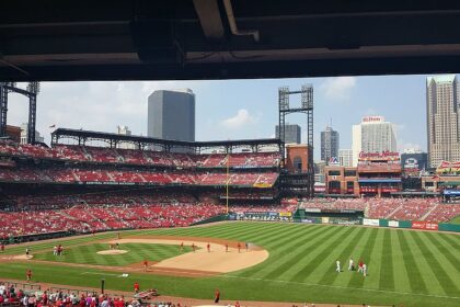 Mariners, Guardians return from playoff seasons to meet in opener