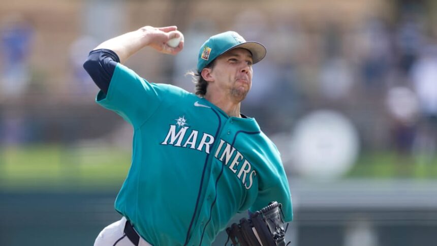 Best Fantasy Baseball Plays for FanDuel/DraftKings on MLB Opening Day