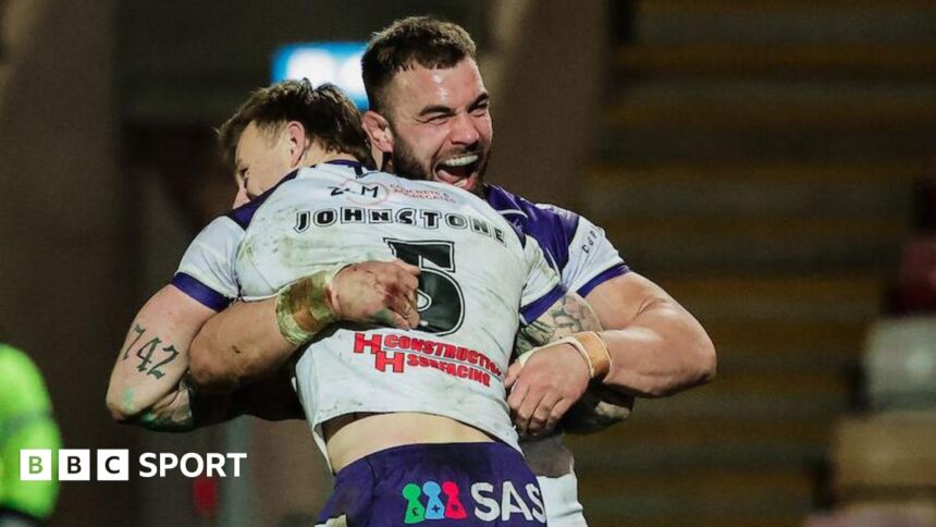 Wakefield go third with victory at York