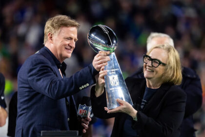 Florida Attorney General wants the NFL to dump the Rooney Rule