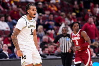 Michigan basketball powers past Alabama 90-77 to reach Elite Eight