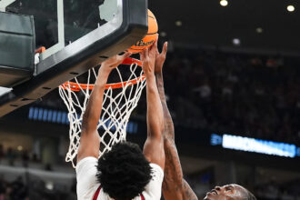 Tennessee basketball to play Michigan in third straight Elite Eight appearance