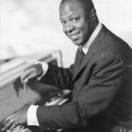 Mariners' bats back George Kirby in win over Guardians