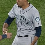 Edwin Diaz closes Dodgers' second straight win over D-backs