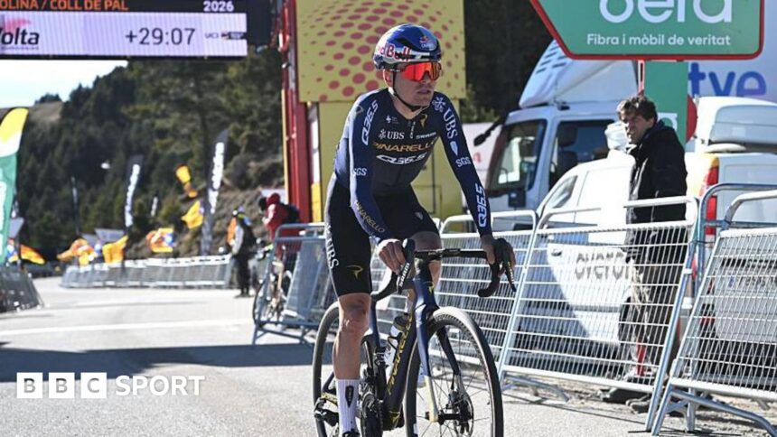 Pidcock out of Volta a Catalunya after 'horror' crash