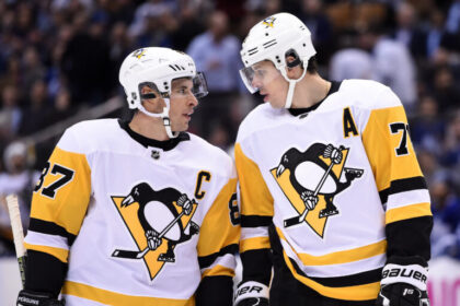 Penguins announce Sidney Crosby, Evgeni Malkin injury update before Stars game