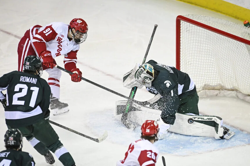 MSU hockey blows late lead, loses heartbreaker in OT to end season short of Frozen Four