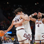Illinois finally pulls away from Iowa late to reach first Final Four since 2005, end Hawkeyes' NCAA