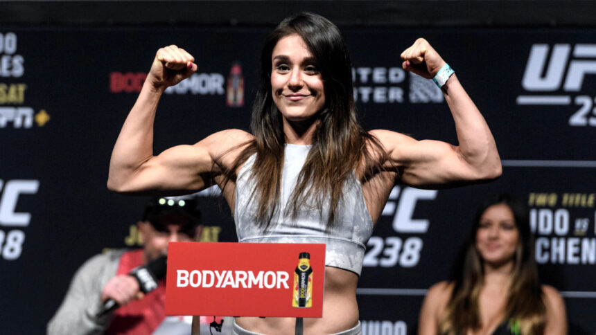 Alexa Grasso vs. Maycee Barber