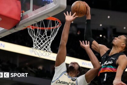 Defeat by Spurs ends Bucks' play-off hopes