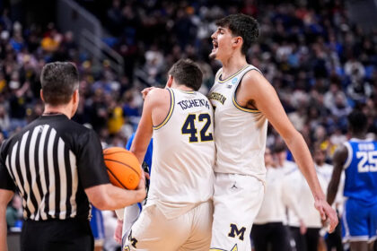 Michigan basketball vs Tennessee for a Final Four spot: Prediction, preview