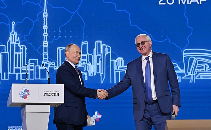 Men's March Madness: Predictions, previews for UConn-Duke, Michigan-Tennessee