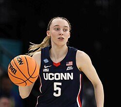 UConn women shed slow start, reach Final Four
