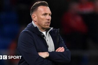 Angry Wales boss Bellamy shows his new old self