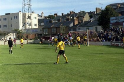 Ex-Wisconsin TE Pugh dies at 24; cause not given