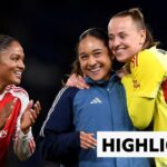 Arsenal reach Champions League semis as Chelsea's Bompastor sent off