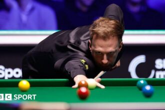 Trump beats Murphy in final-frame decider to reach semis