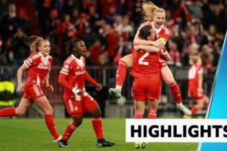 Bayern strike late to knock Manchester United out of Champions League