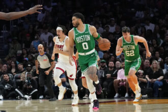Brown scores 43, Tatum has triple-double and Celtics run away from Heat, 147-129
