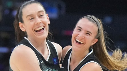 Breanna Stewart, Sabrina Ionescu plan to re-sign with Liberty: 'I'm where I'm supposed to be'
