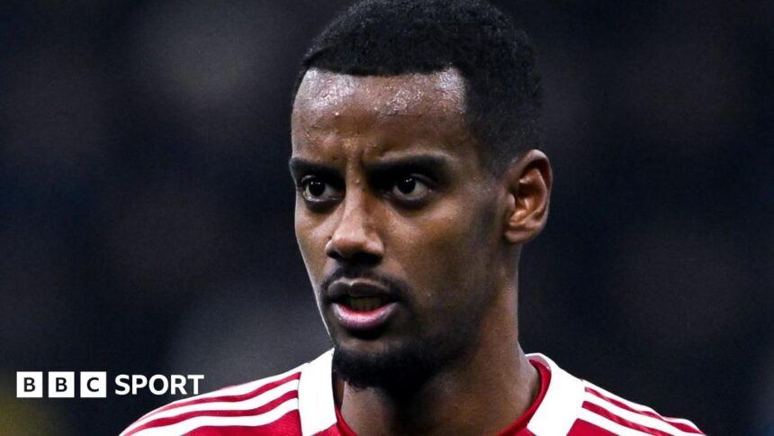 Isak to return to training this week - Slot