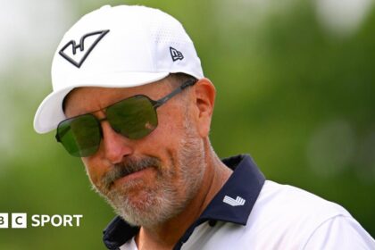 Mickelson to miss Masters and take 'extended' break from golf