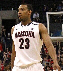 Arizona's Tommy Lloyd agrees to 5-year deal