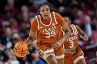 Madison Booker’s Father Played Pro Basketball. Now She’s in the Women’s Final Four.