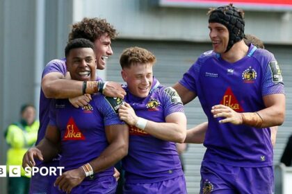 Feyi-Waboso stars as Exeter hold off Munster charge