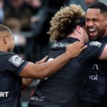 Bath hold off brave Saracens to reach last eight