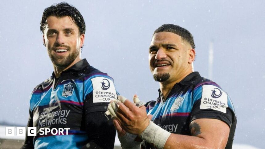 Glasgow battle past Bulls to reach quarter-finals