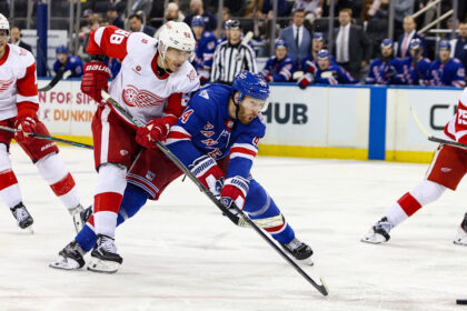 Red Wings' season keeps slipping away in disheartening loss to Rangers