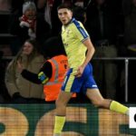 White error as Stewart gives Southampton shock lead over Arsenal