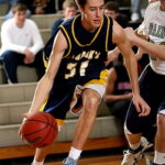 Sources: Lakers' Reaves (oblique) out 4-6 weeks