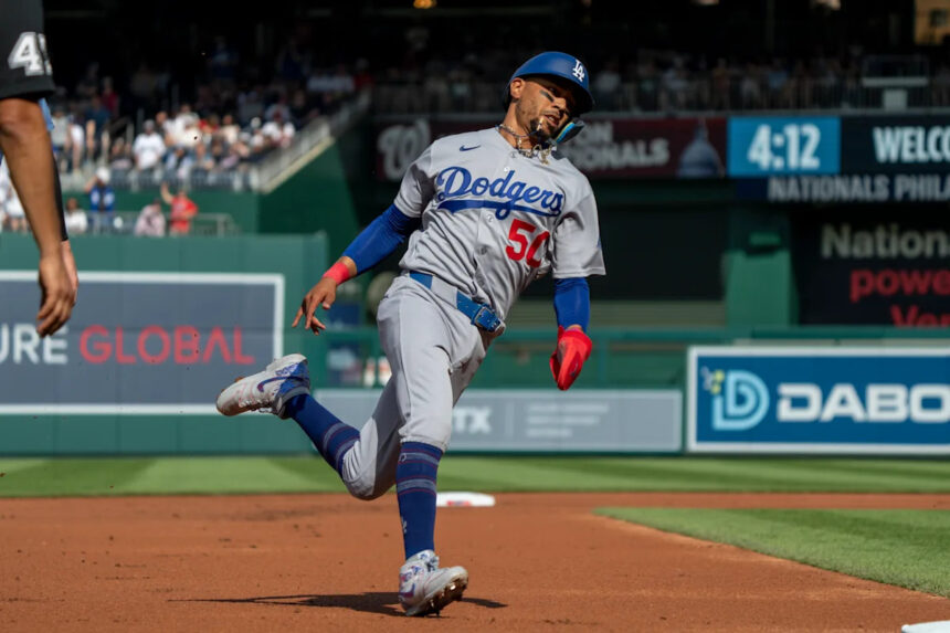 Dodgers' Mookie Betts to undergo MRI on back after first-inning exit vs. Nationals, Dave Roberts say