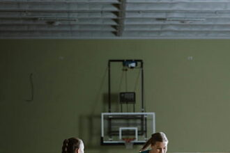 Women's NCAA championship game predictions: South Carolina or UCLA -- and what will decide the title