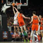 UConn muscles through Illini, set for title shot at Final Four