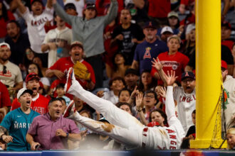 Neto homers and Adell robs the Mariners of 3 home runs in the Angels' 1-0 victory