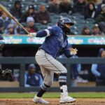 Rays pile it on, get game back from Twins