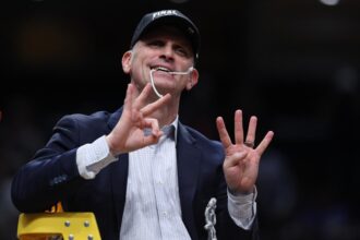 Dan Hurley Shuts Down North Carolina Rumors, Leaves Door Open For NBA ‘Down The Line’