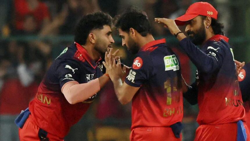 Kumar becomes second player to pass 200 IPL wickets