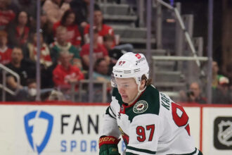 Huge 3rd-period rally falls short as Detroit Red Wings slide continues