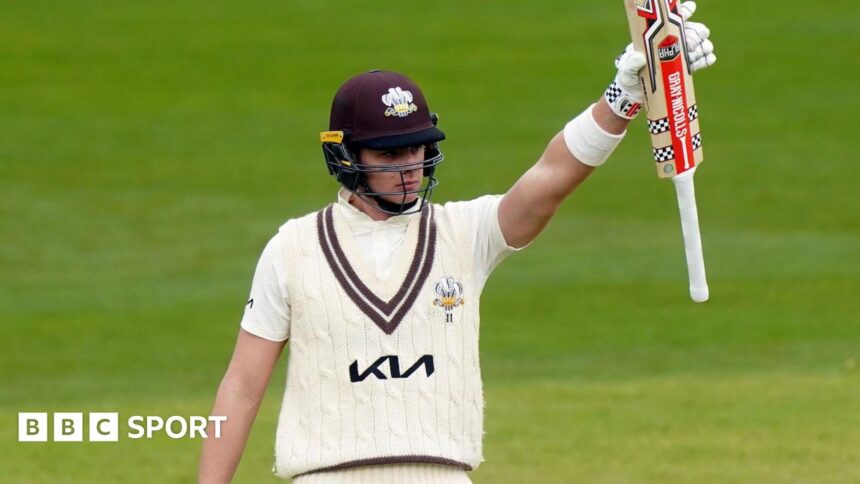Record stand as Surrey draw with Warwickshire