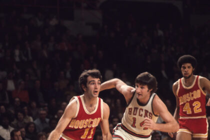 Houston Rockets jersey history No. 11 - Dave Wohl (1974-77)