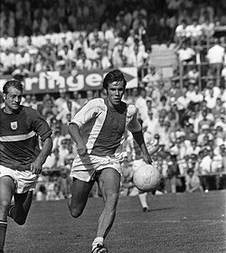 Wirtz disagrees with Van Dijk's 'gave up' criticism after Man City rout