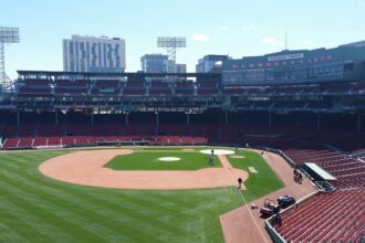 Sonny Gray helps Red Sox blank Brewers