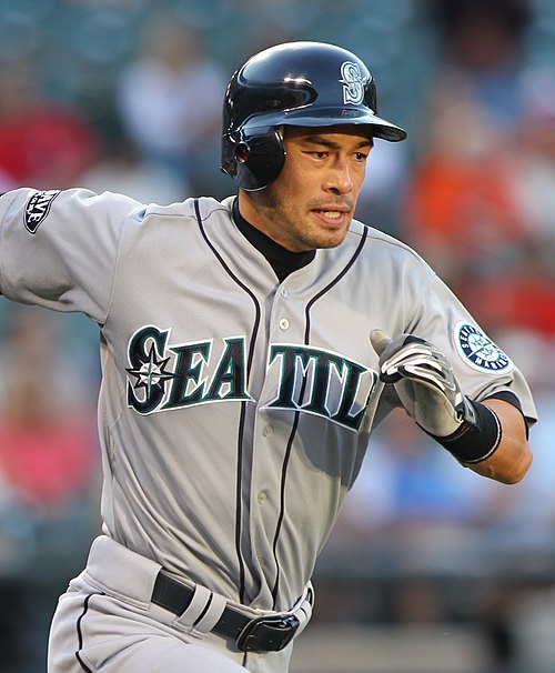 👀 Inside the making of Mariners' Ichiro statue