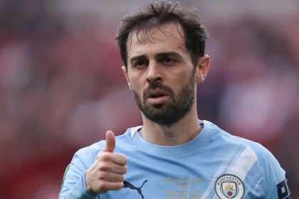 How can Man City replace departing captain Silva?