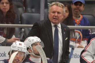 Blue Jackets hand coach Rick Bowness a contract extension following passionate rant